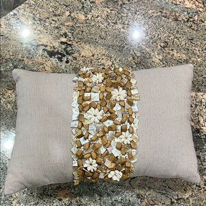 B. Smith💕 Decorative Pillow
